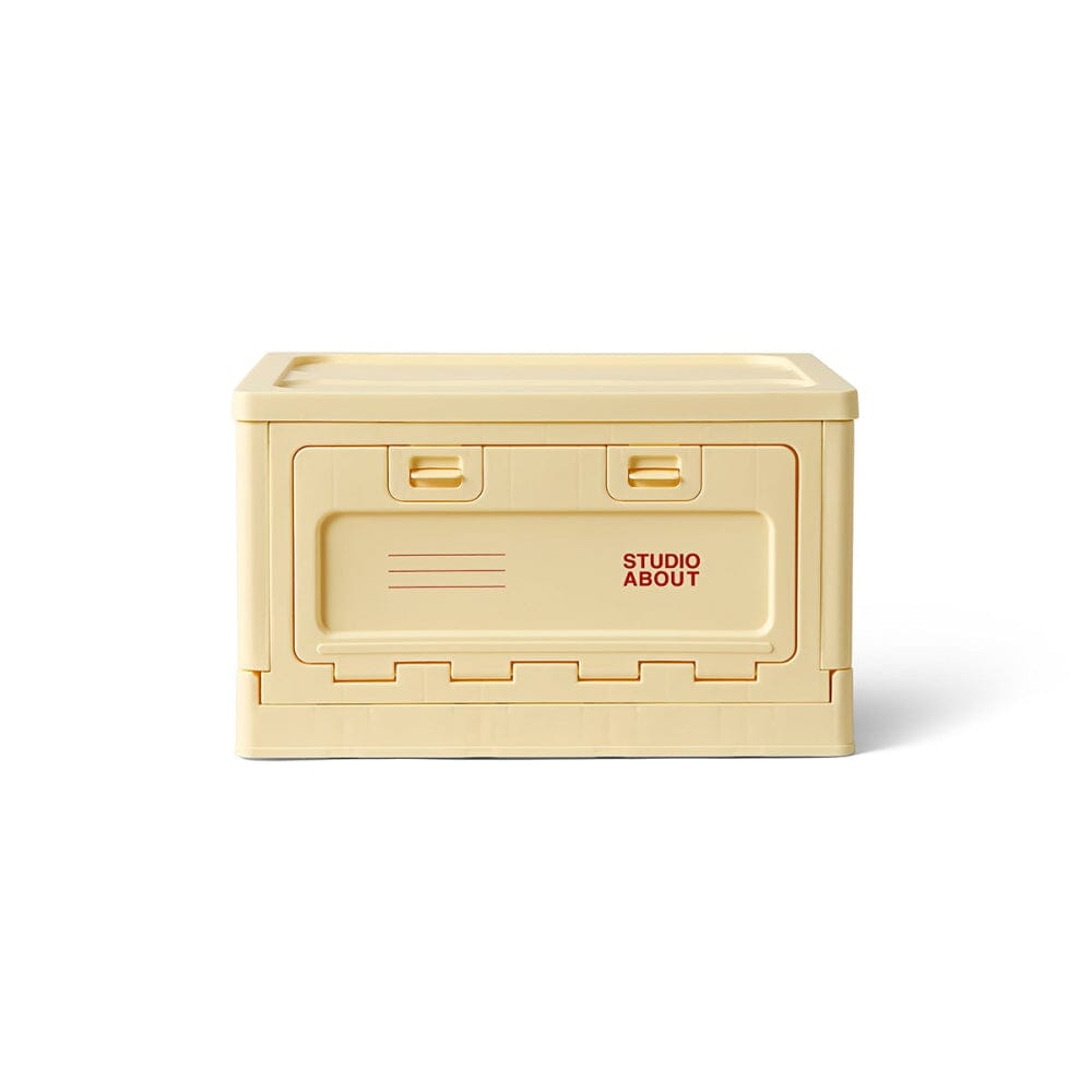 Box "medium" Studio About