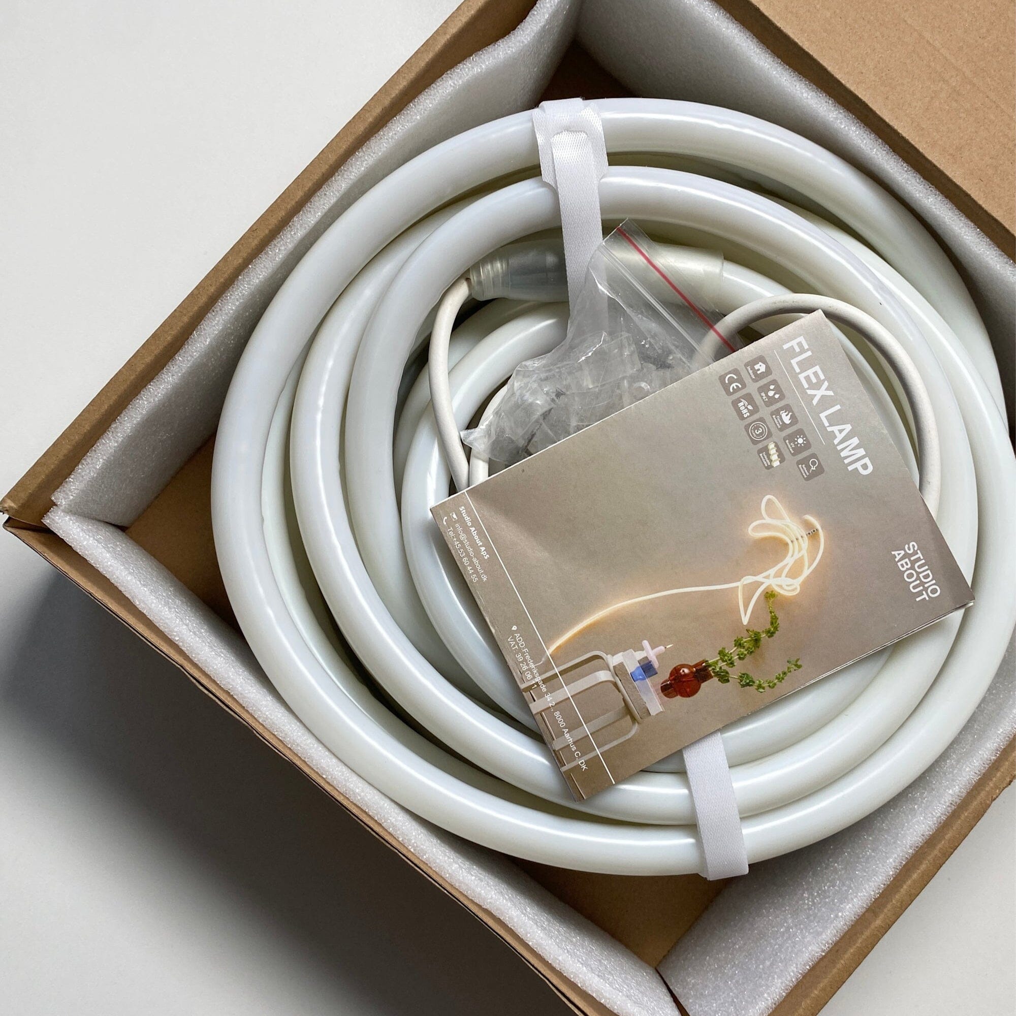 Flex Tube "5m" Lampe Studio About