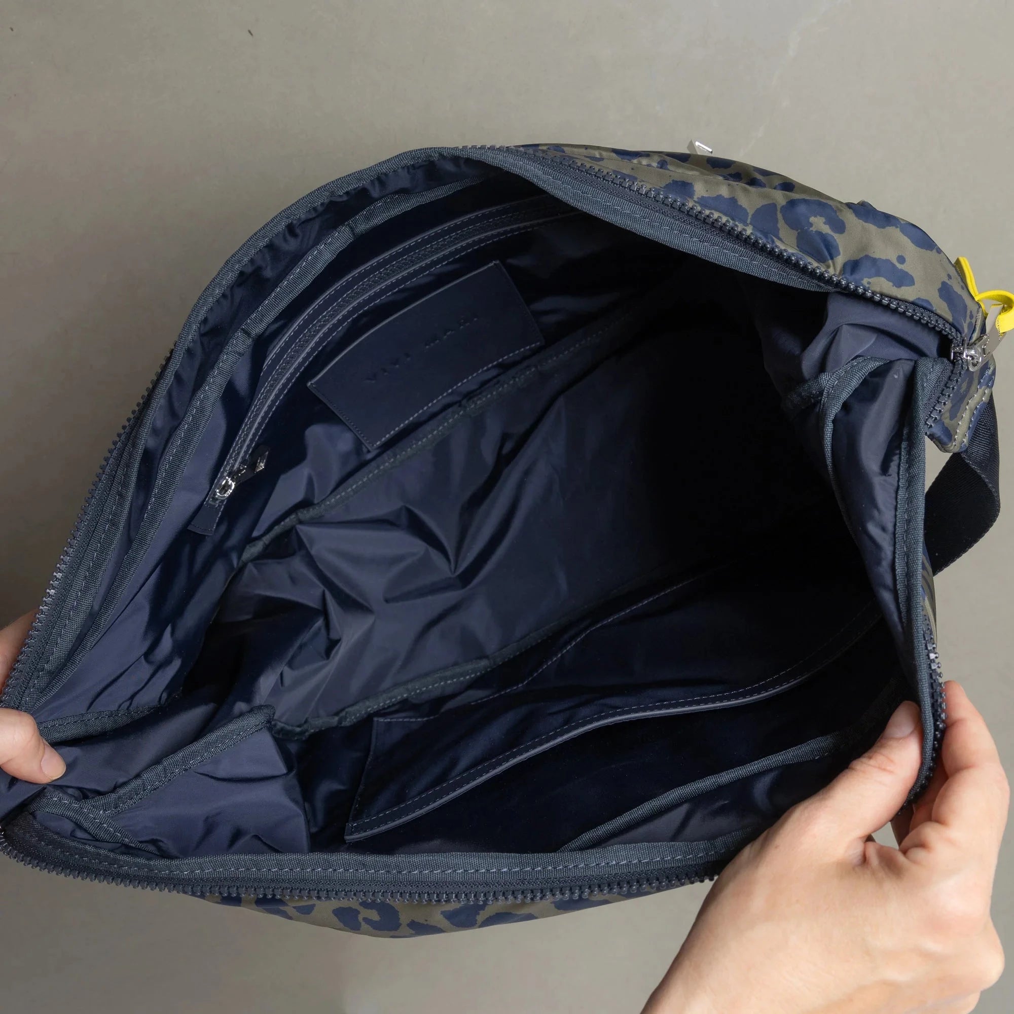 Hip Bag "Padded Oversized" Handtaschen, Geldbörsen & Etuis Vivi Mari