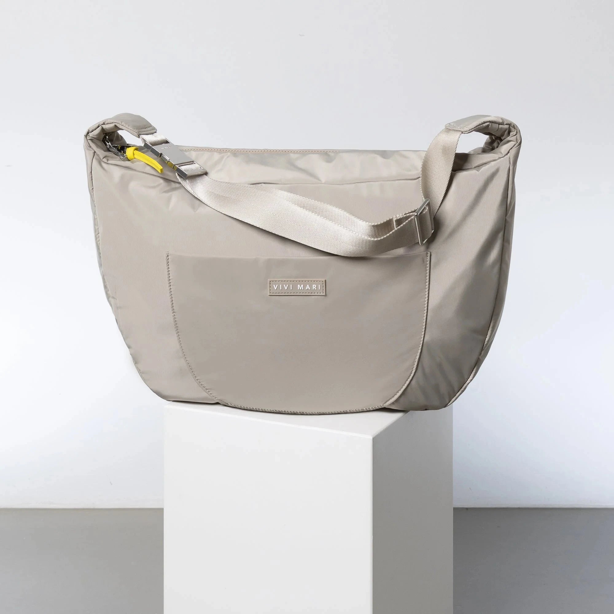 Hip Bag "Padded Oversized" Handtaschen, Geldbörsen & Etuis Vivi Mari stone