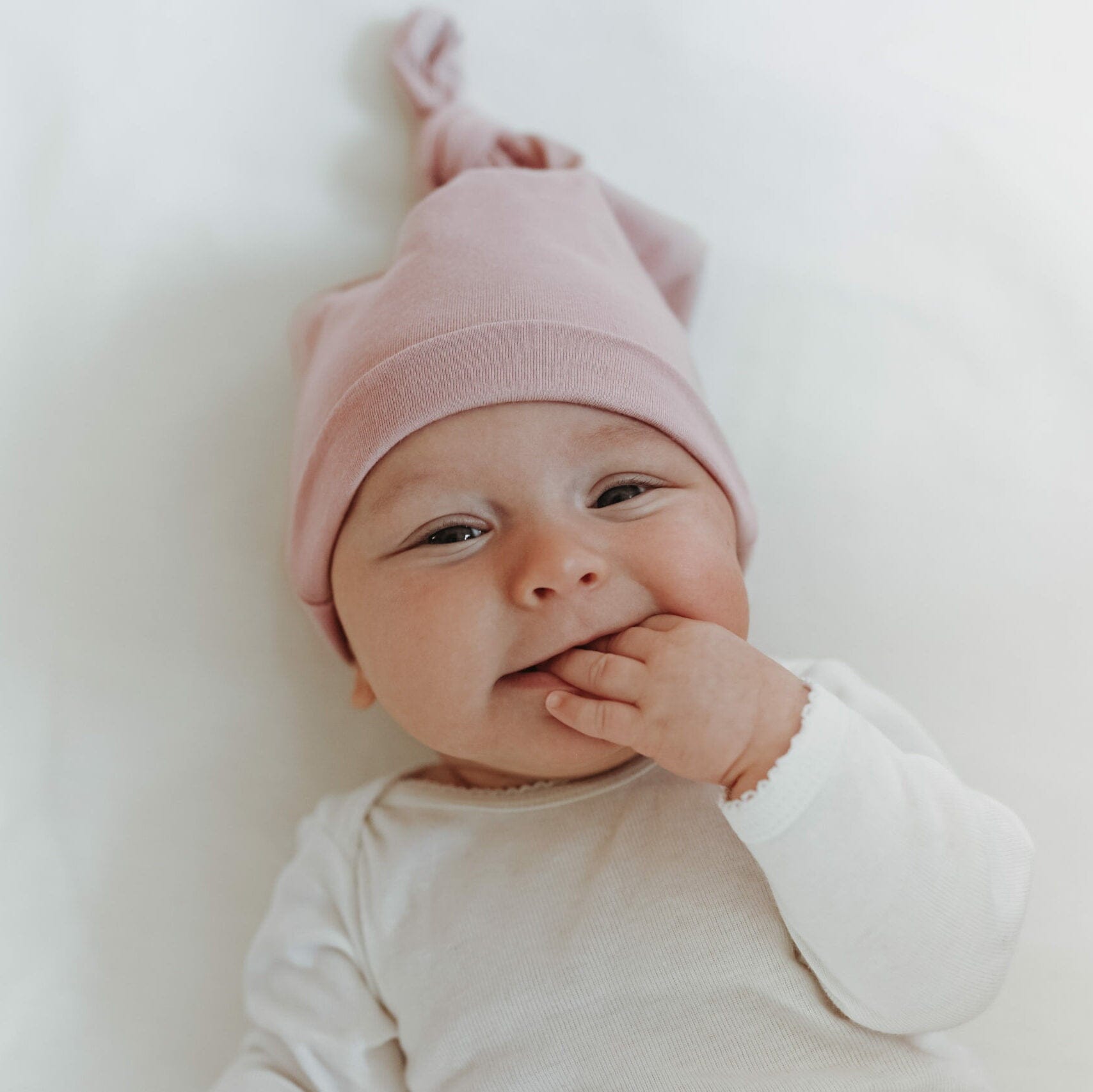 Mütze "Baby Hat" Mütze Little Wombat 0-6 Monate Magnolia
