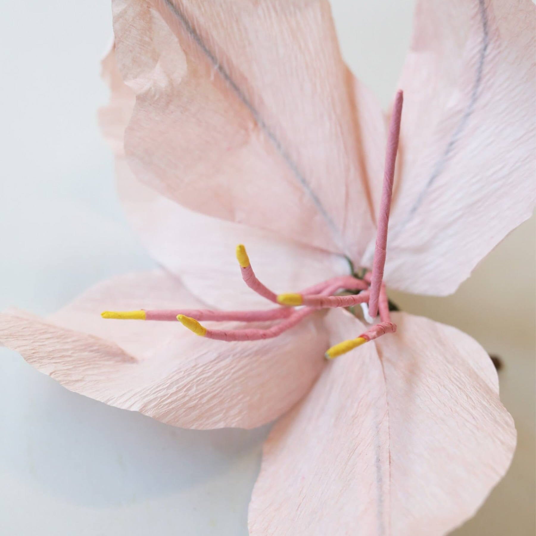 Papierblume "Lily" rosa Studio About
