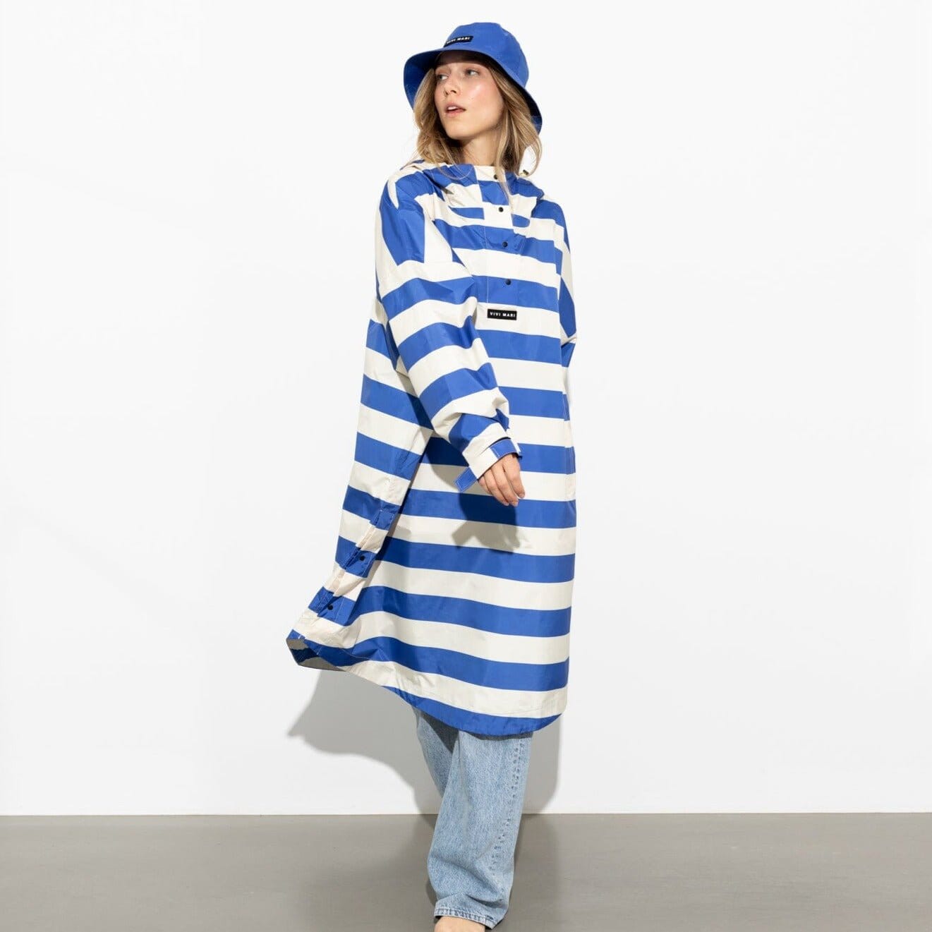 Regencape Poncho "Bold Stripes" Bekleidung & Accessoires Vivi Mari Stripes blue/sand