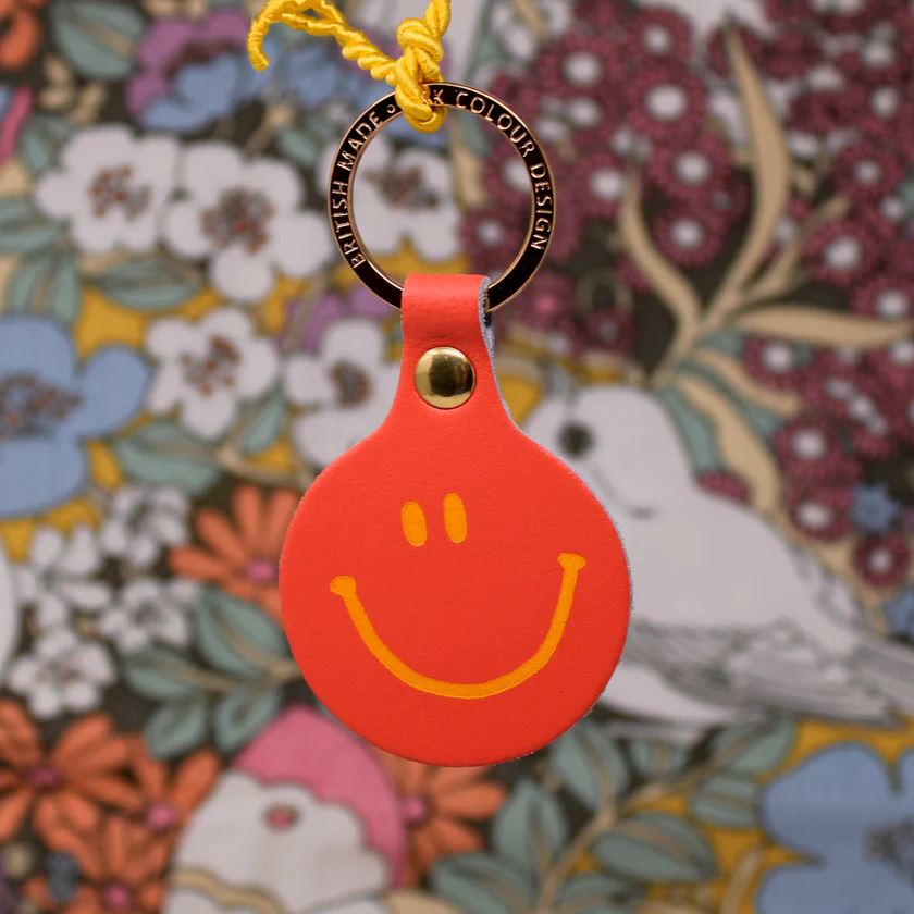 Schlüsselanhänger "Smiley" Schlüsselanhänger Ark Colour Design Koralle