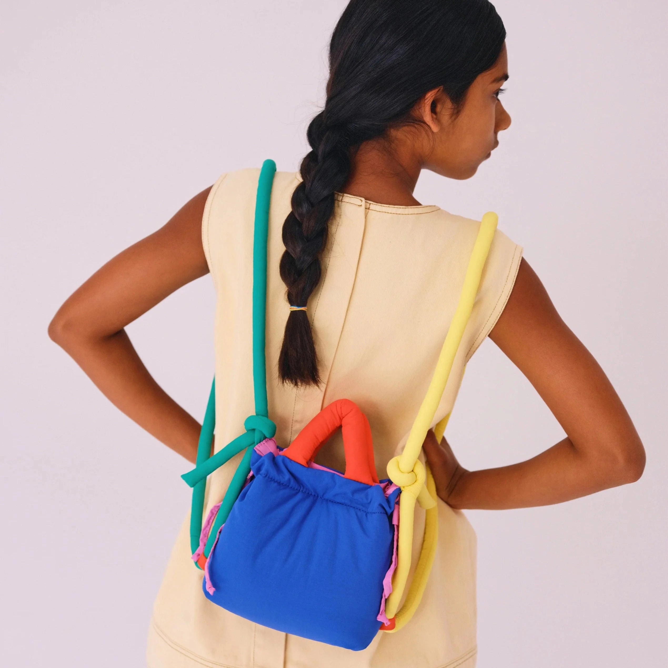 Soft Bag "Micro Ona" Handtaschen, Geldbörsen & Etuis Ölend