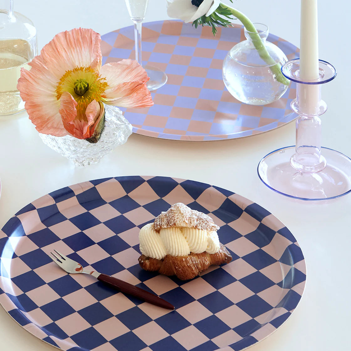 Tablett "Checker Round 31 cm" Tablett BLU KAT