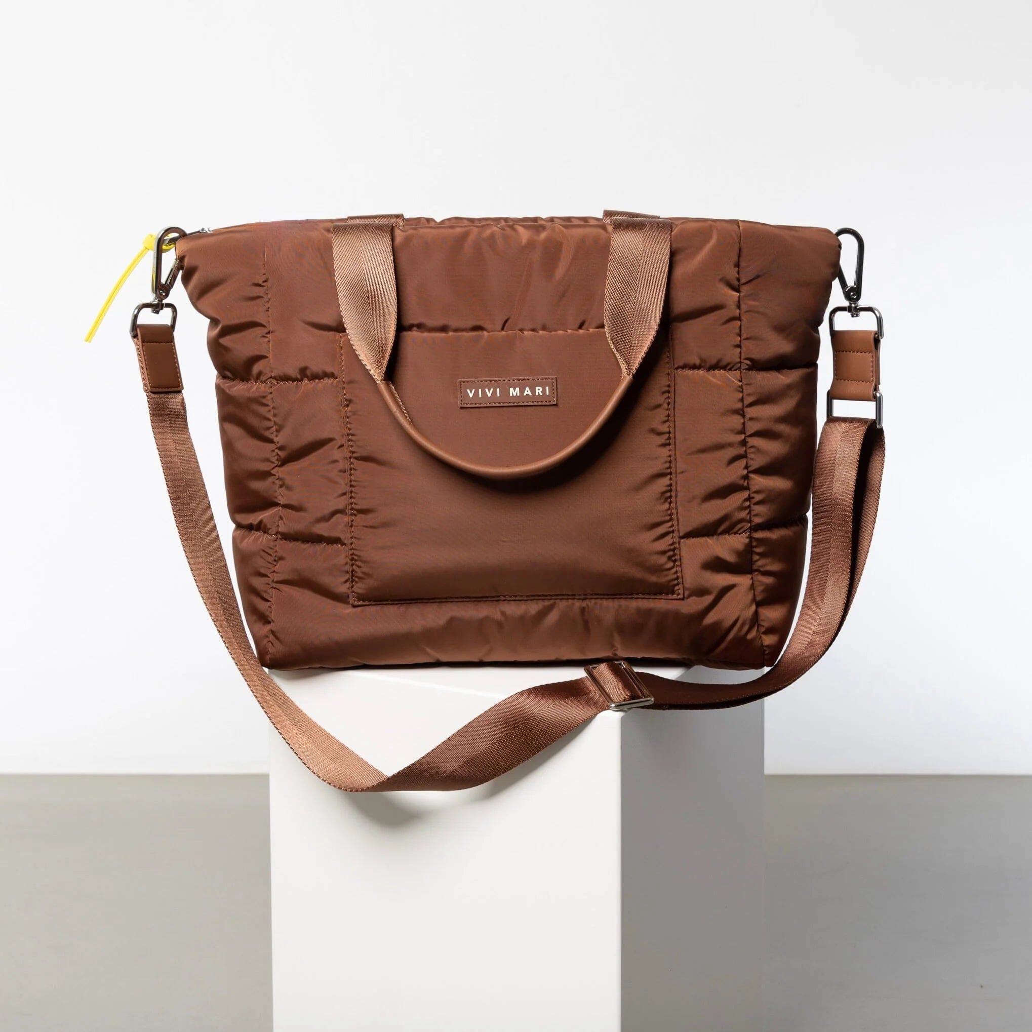Tote Bag "Padded Medium" Handtaschen, Geldbörsen & Etuis Vivi Mari tan