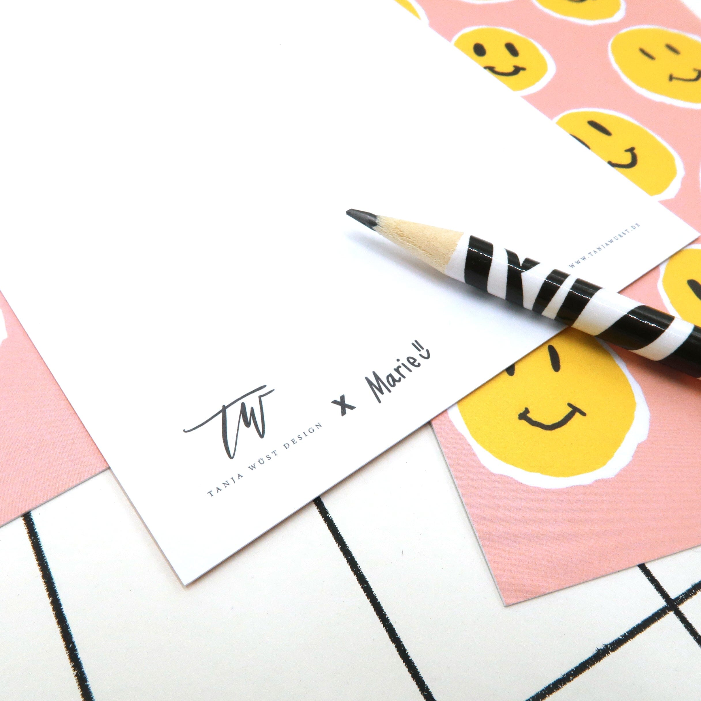 Postkarte Smiley x Marie Postkarte Matsch mit Sahne