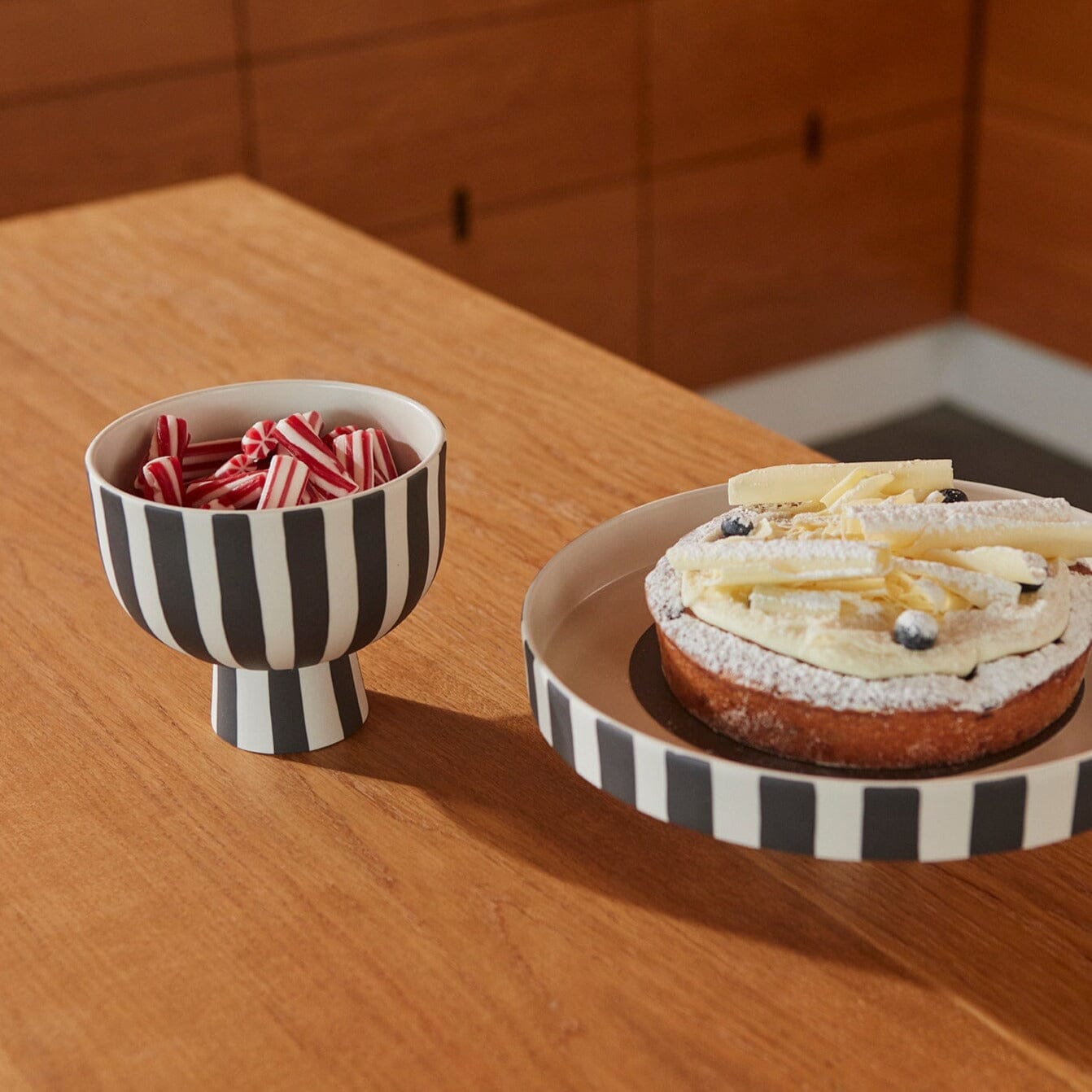 Schale Toppu Bowl "Black/White" Schalen OYOY living design