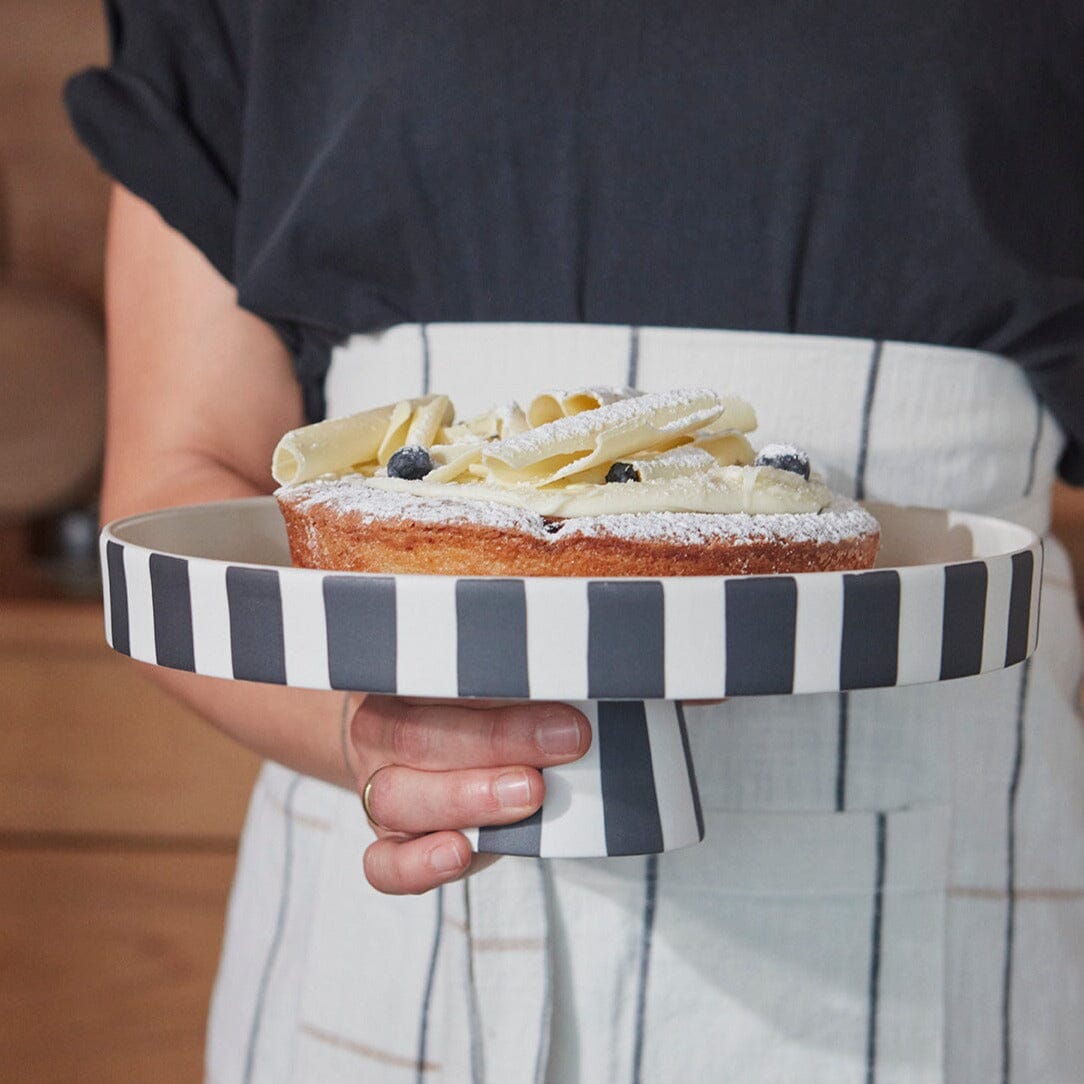 Tortenständer Toppu Tray "Black/White" Tortenständer OYOY living design
