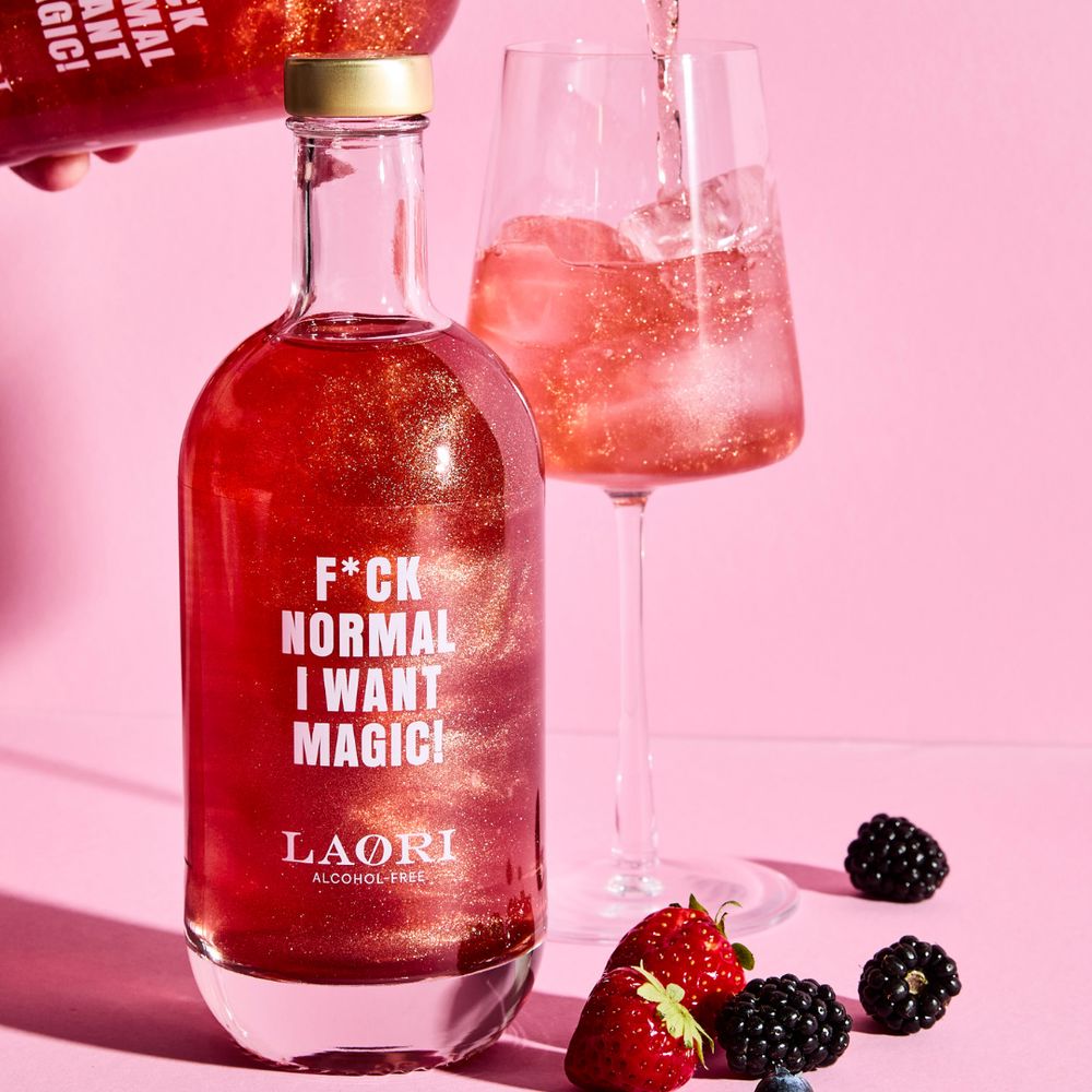 Alkoholfreier Aperitif "Berry Glitzer - F*ck Normal, I Want Magic" Laori 