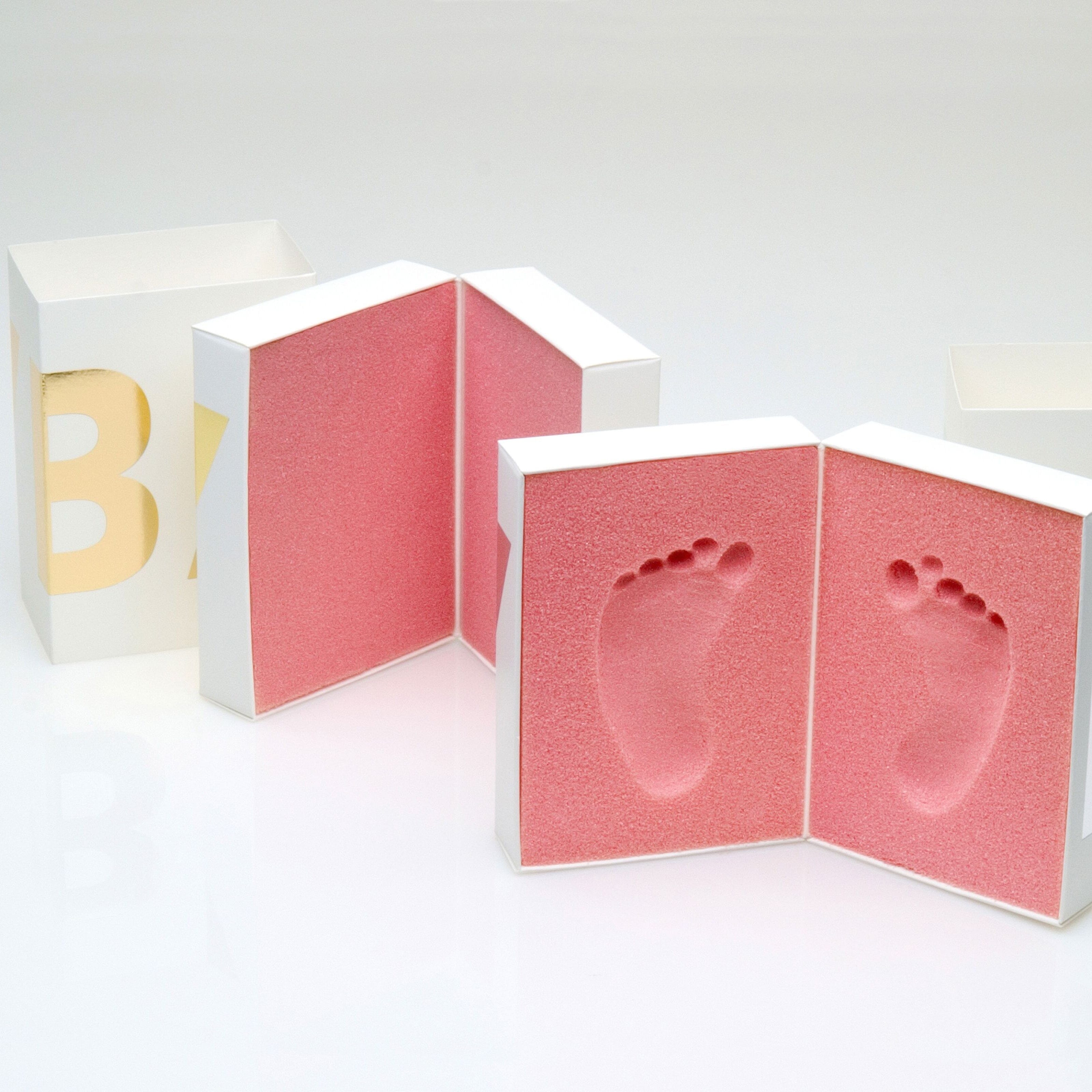 Andenkenbox "Babyfootprint" Andenken Marlies von Soden Gold 