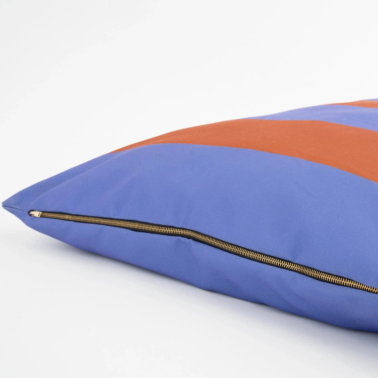 Hundebett Standard "The Fritz Bed" approved by Fritz Striped(blue/brown) + Insert 