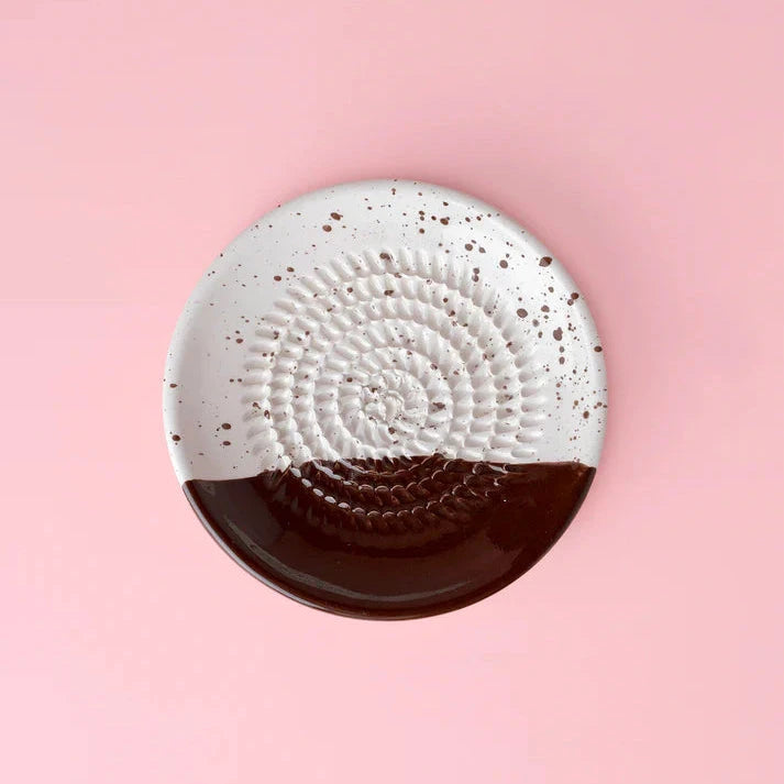 Kleine Keramikreibeplatte "Granit braun" Teller Alfar Tierra Cocida 