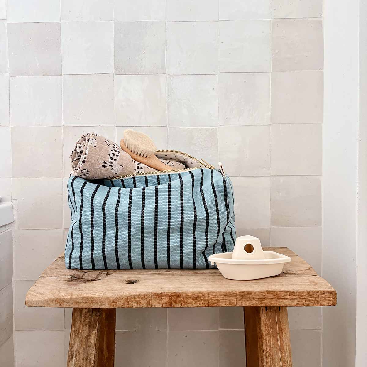 Kosmetiktasche "Vic Tennis Streifen" Kosmetiktasche Rose in April 