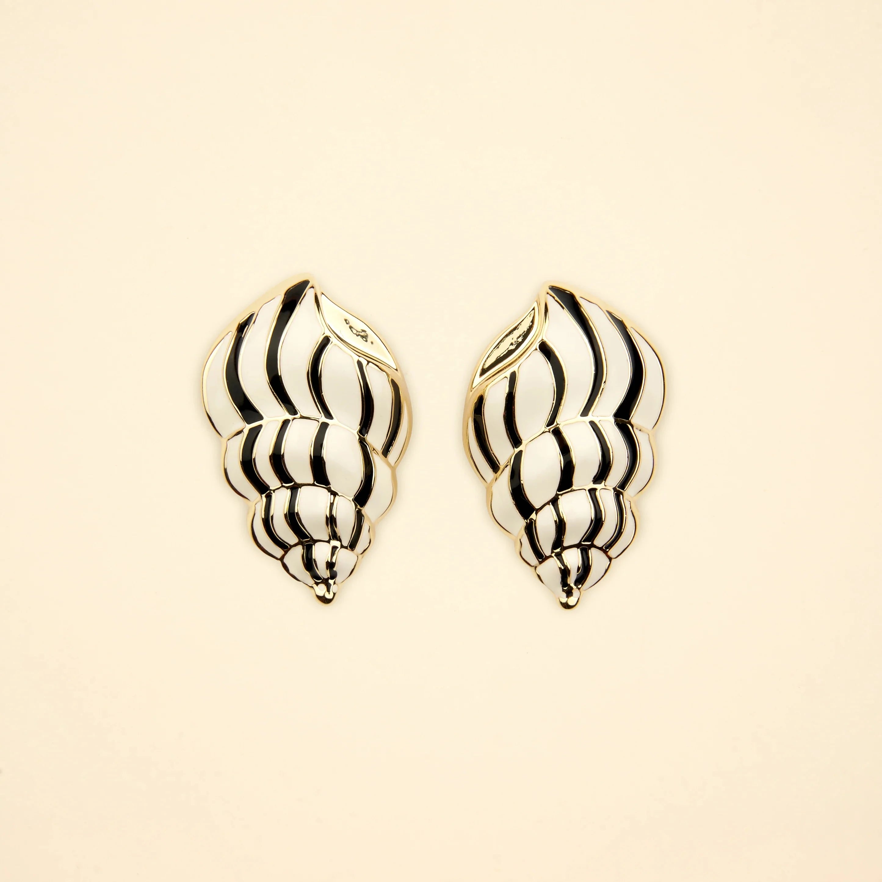 Ohrringe Metall "Muschel" Pin Coucou Suzette 