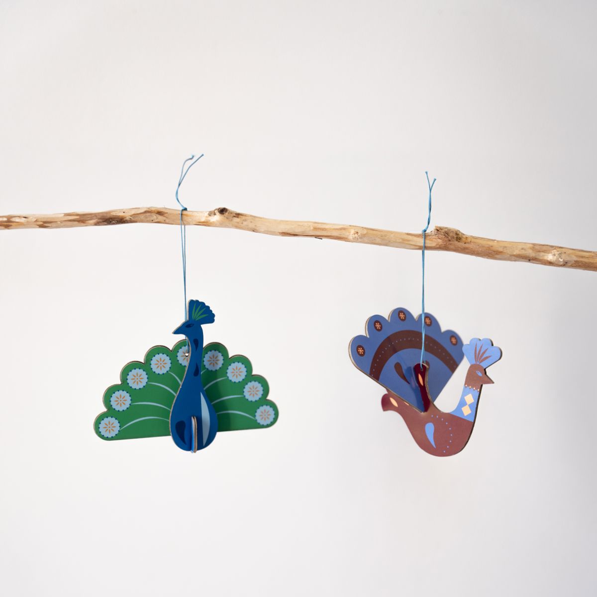 Ornaments 2er Set "The Firebird & Peacock" Papieranhänger Studio Roof 