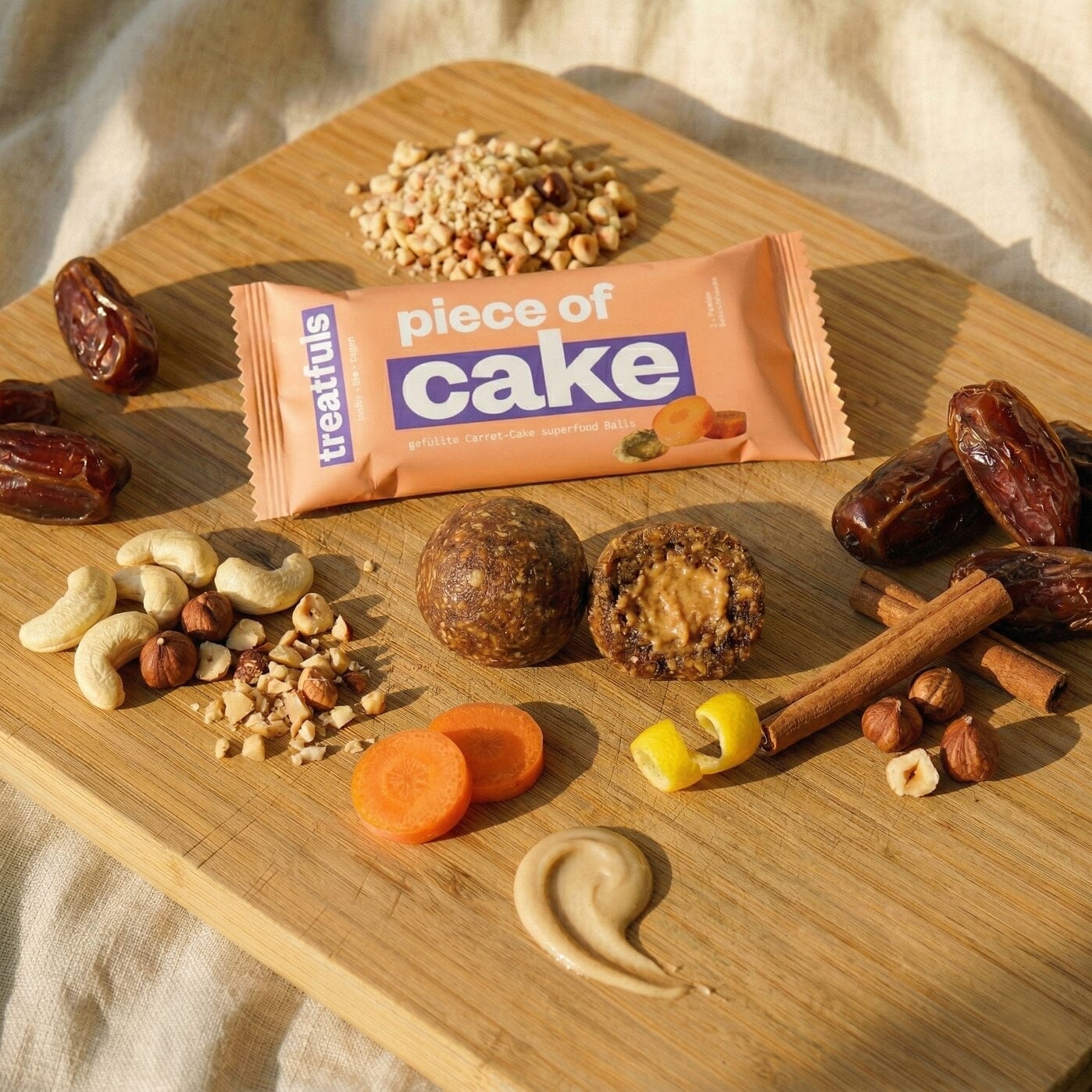 Snack Balls "piece of cake - Carrot Cake" Süßigkeit treatfuls 