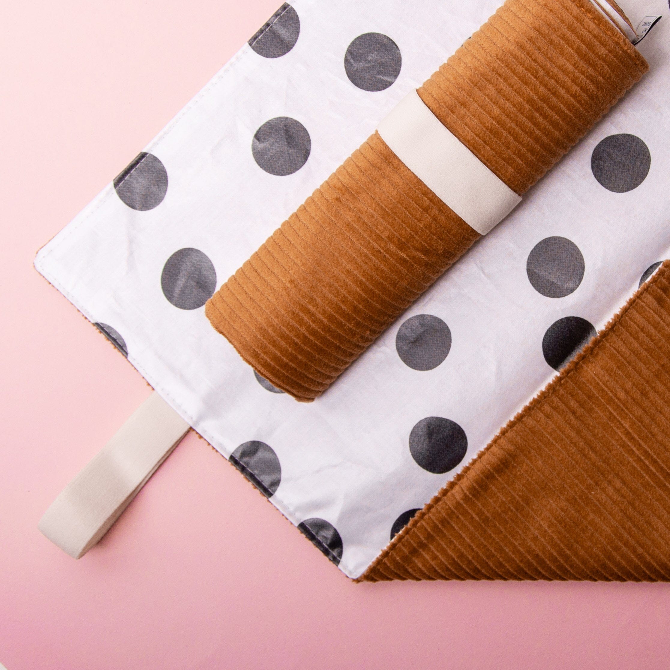 Wickelunterlage "Dots" Wickelunterlage Matsch mit Sahne Karamell 