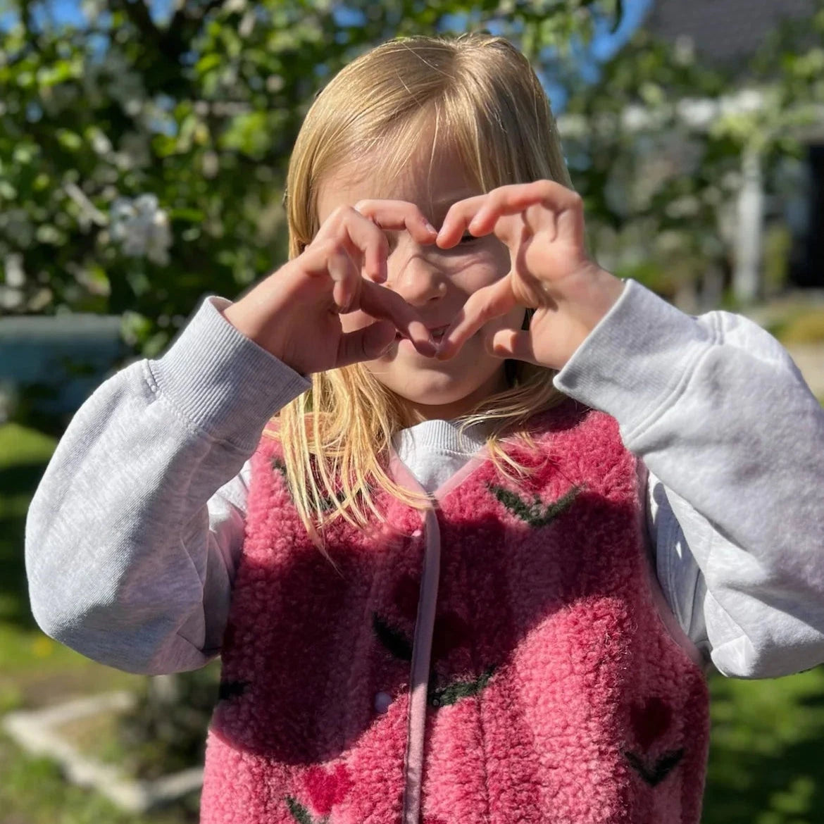 Wollweste für Kinder "TYB Cherry" Weste Alwero 