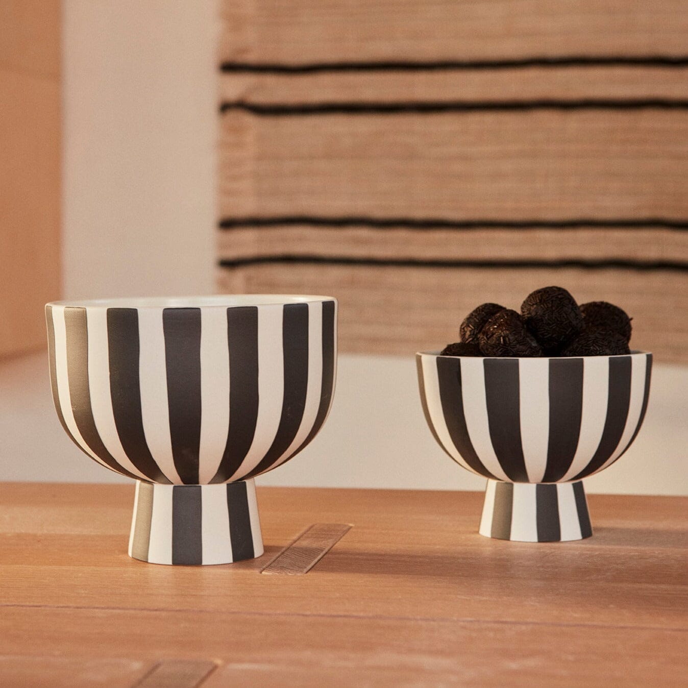 Schale Toppu Bowl "Black/White" Schalen OYOY living design 
